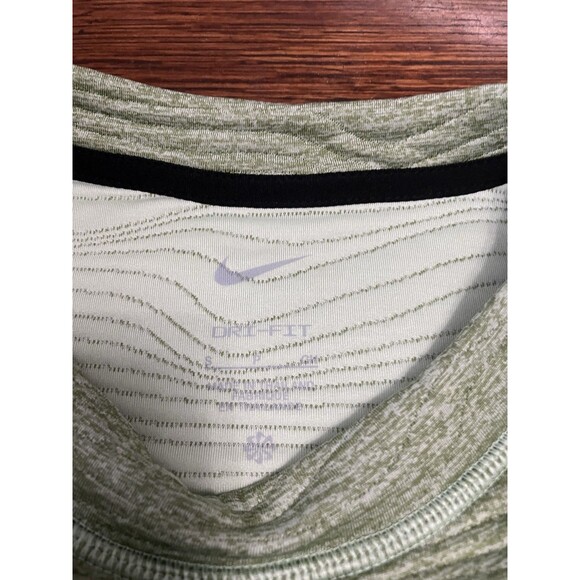 Nike Dri-Fit Golf Crew Sweatshirt Green Mens Size Small New FD5835-386 - Picture 3 of 4